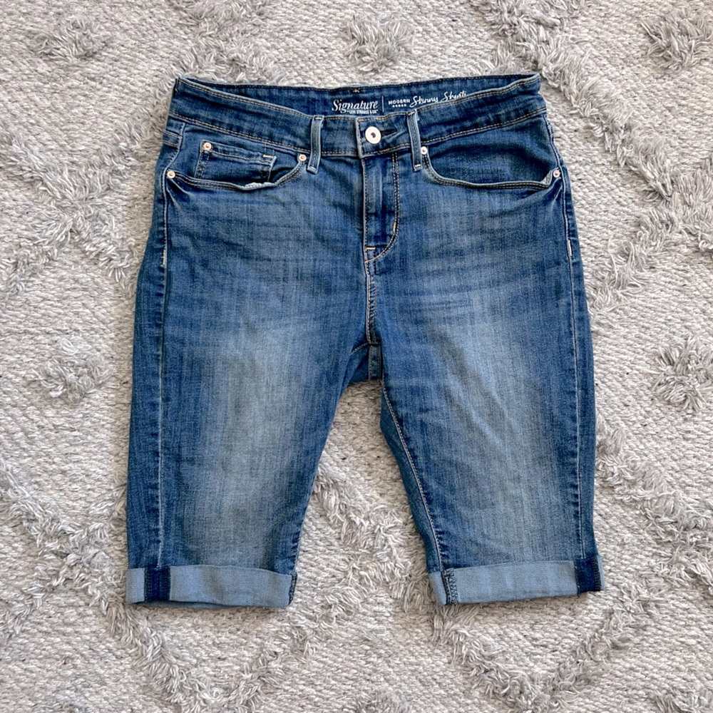 Signature by Levi Strauss Women's Blue Denim Shorts